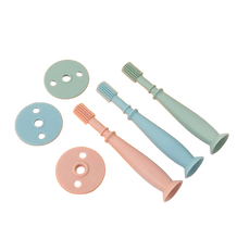 Charger l&#39;image dans la galerie, Brosses à dents en silicone pour bébé
